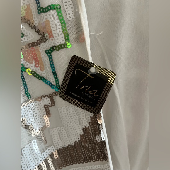 Tria, White and sequin dress, new with tags, never worn - Picture 6 of 6
